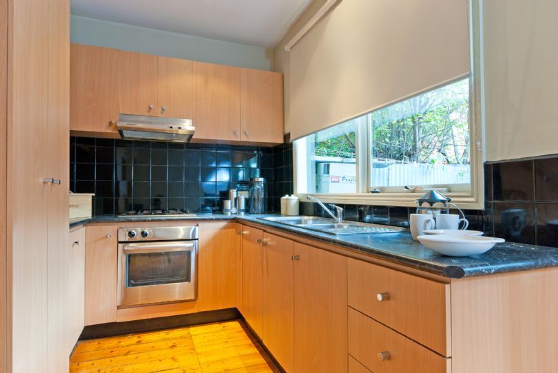 70 Windsor Street, Seddon - Thumbnail 4