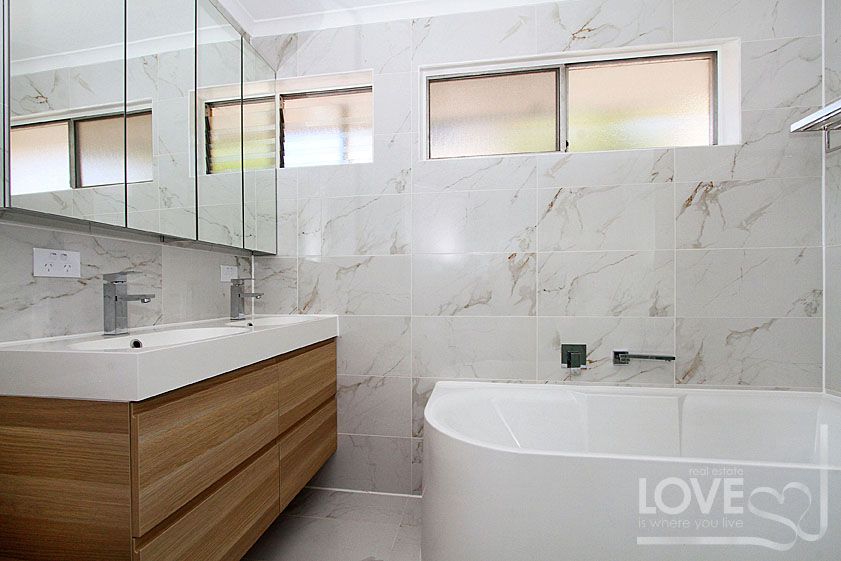 RENOVATED AND WELL LOCATED!