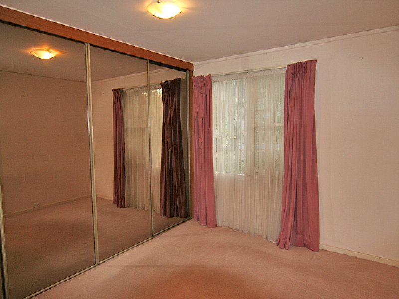 6 Olympus Way, Lyons - Thumbnail 6