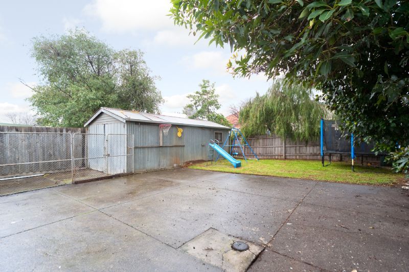 209 Essex Street, West Footscray - Thumbnail 8
