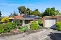 2/54 Pine Crescent, Boronia VIC