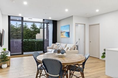 Dee Why - 328/17 Howard Avenue