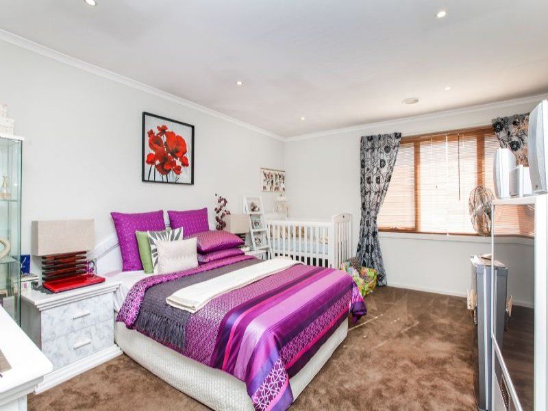 53 Callista Circuit, Taylors Hill - Thumbnail 7