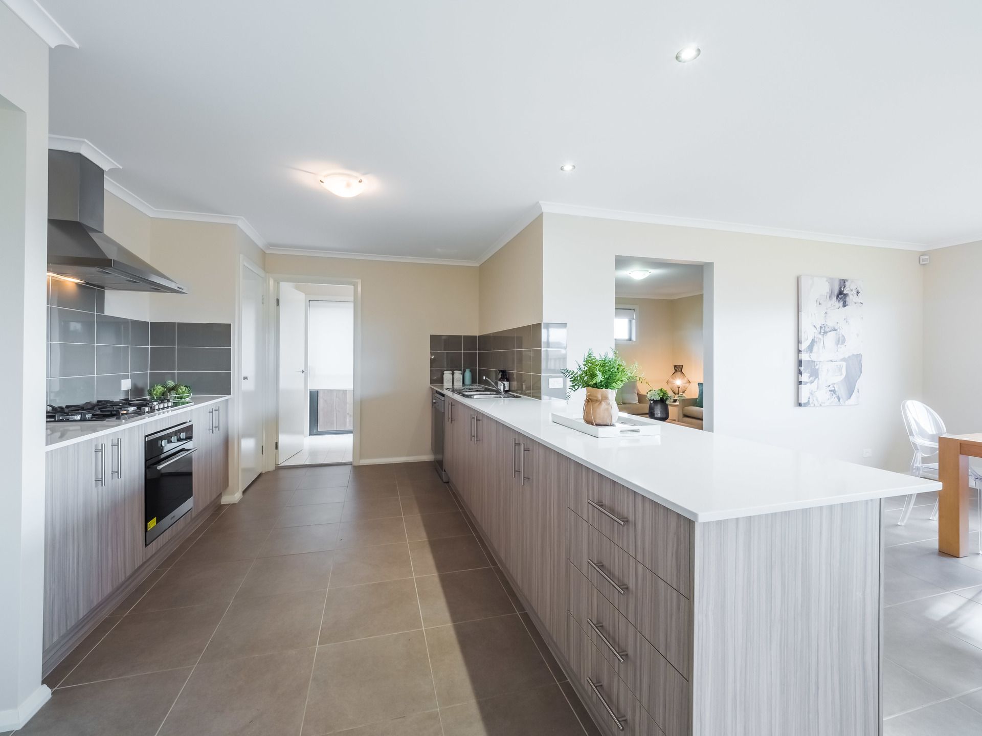 Chisholm 9 Lemongrass Street