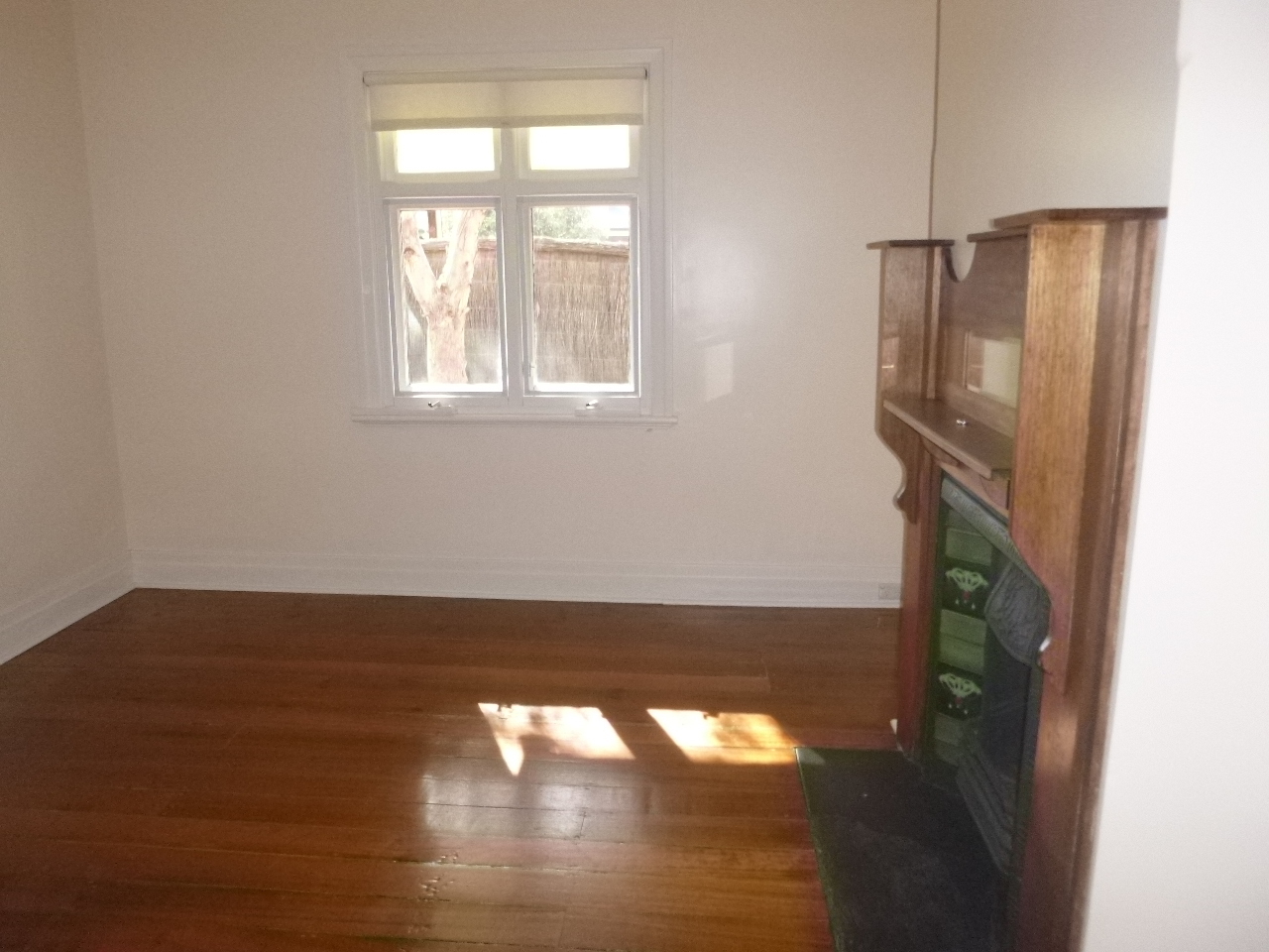 12  Dudley Street Semaphore 5019