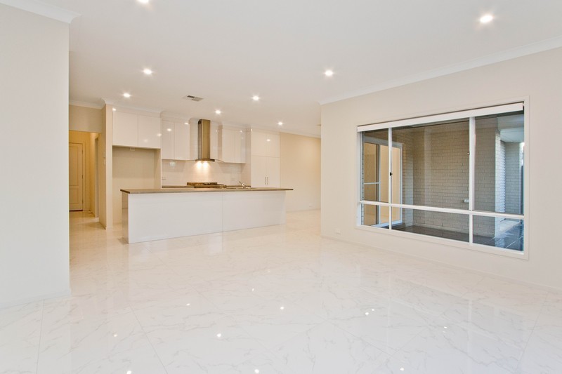 34  Taylors Lane  Mile End 5031