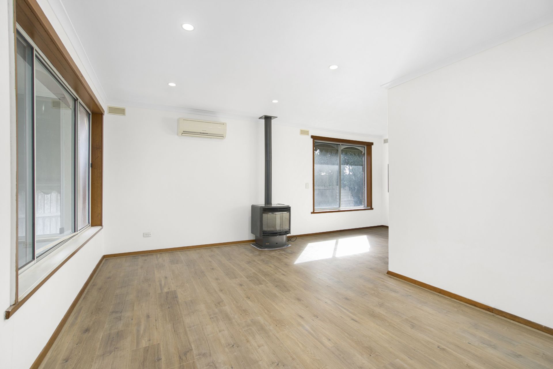 11 McNulty Drive, Wendouree, Wendouree, Wendouree - Thumbnail 4