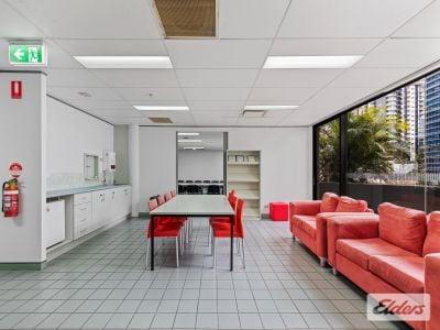 PLUG & PLAY SOUTH BRISBANE FITTED OFFICES!