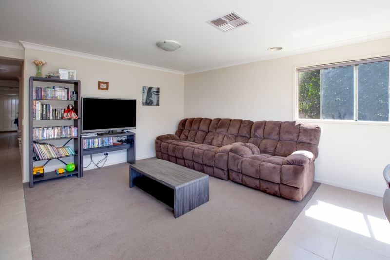 4 Chafia Place Lavington NSW, Lavington - Thumbnail 4