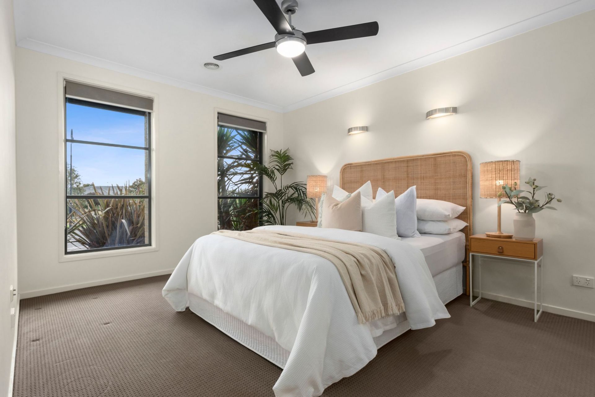 5 Oakdean Boulevard Ocean Grove VIC, Ocean Grove - Thumbnail 4