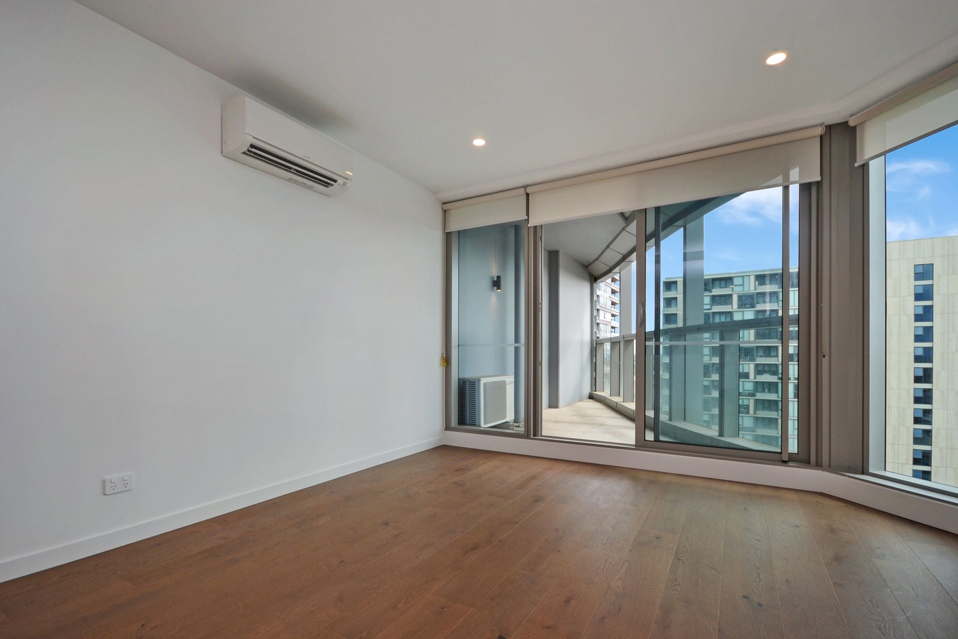PREMIUM APARTMENT LIVING