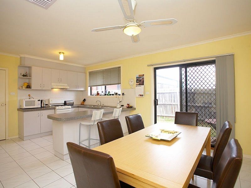 2/64-66 Balaclava Avenue, Altona Meadows - Thumbnail 3