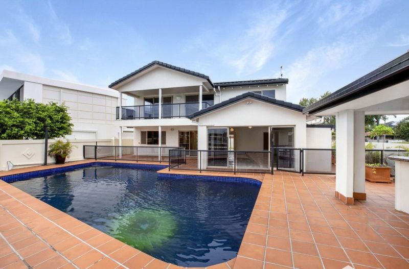 $ 5,800,000, Broadbeach Waters - Thumbnail 6