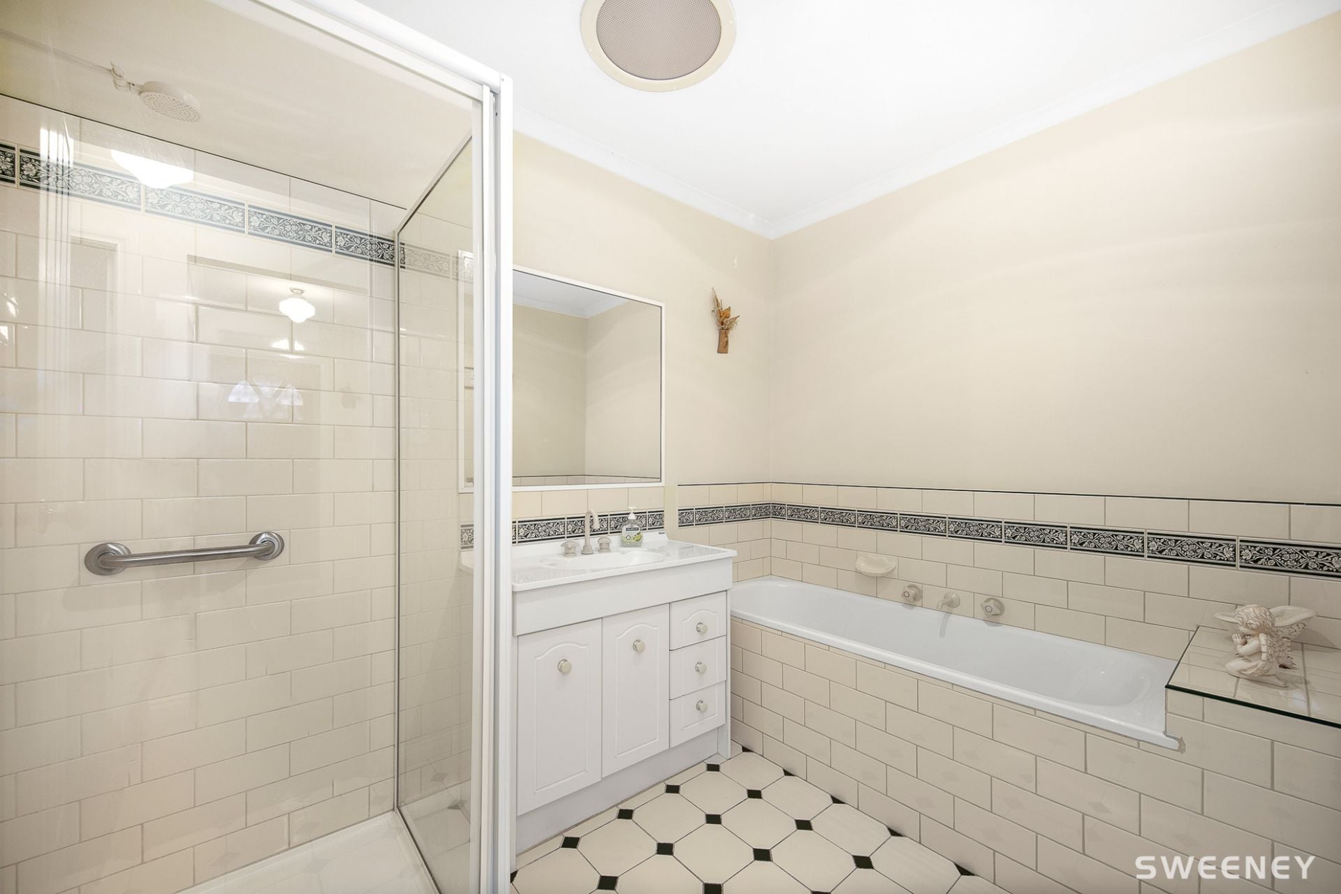 26 May Avenue, Altona Meadows - Thumbnail 6