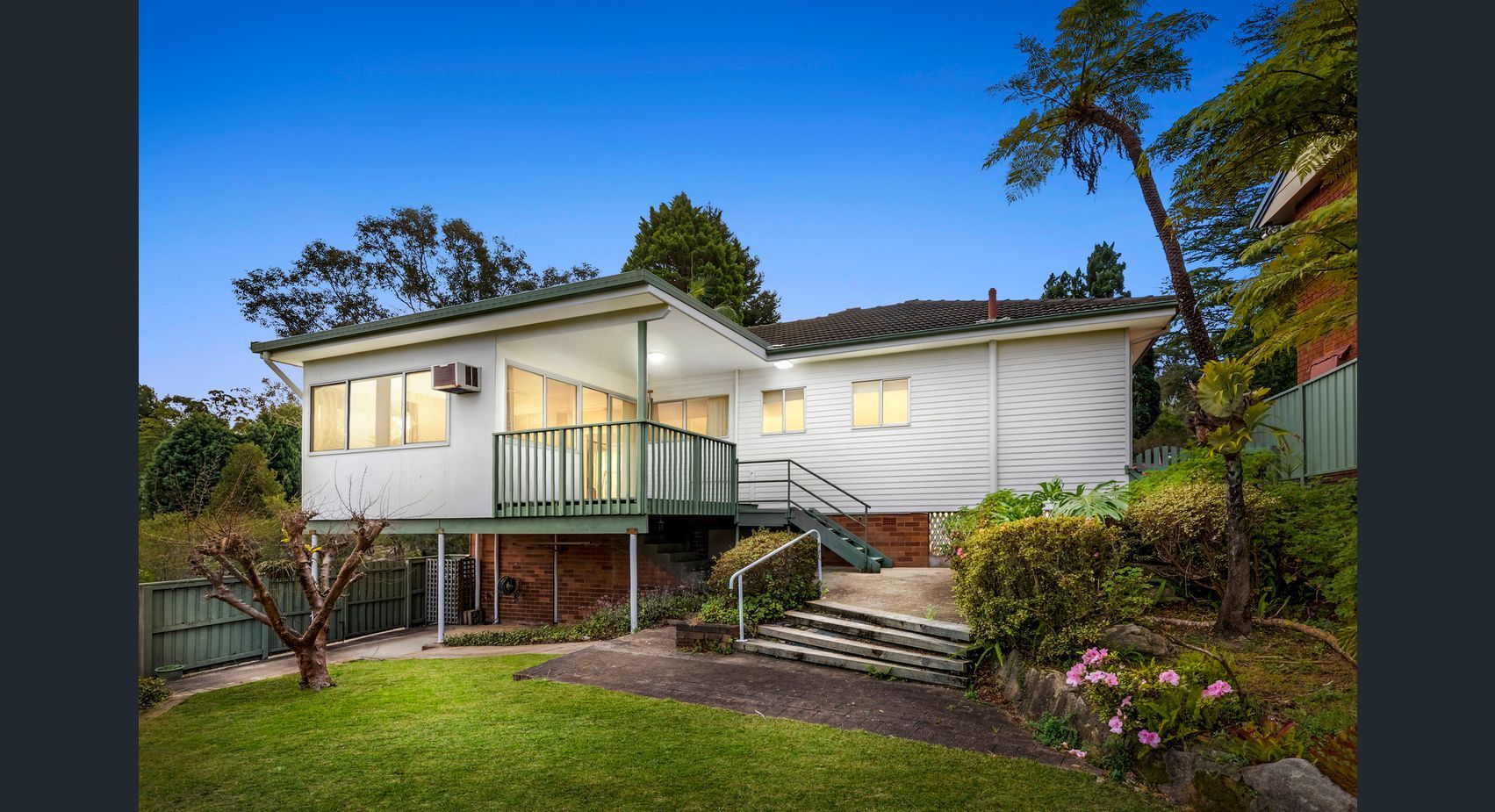 Real Estate For Sale 9 Simon Place Hornsby Heights , NSW