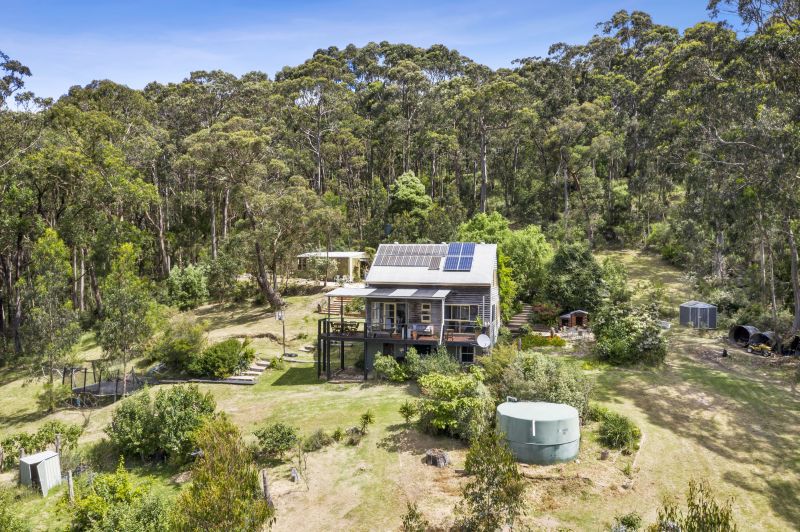 255 Dunse Track, Pennyroyal, VIC, Pennyroyal - Thumbnail 2