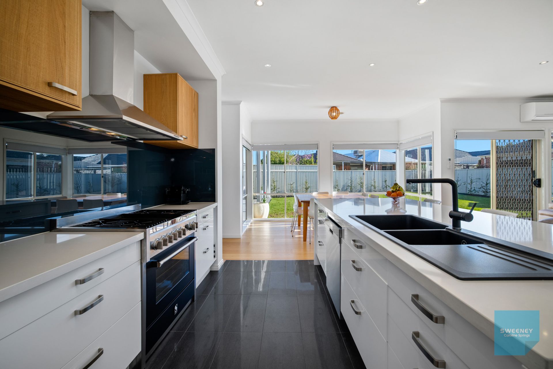 3 Finsbury Close, Caroline Springs - Thumbnail 4