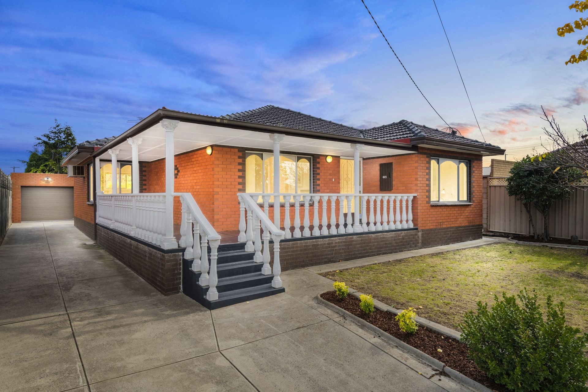 PERFECT FAMILY HOME - APPROX 635m2 LAND