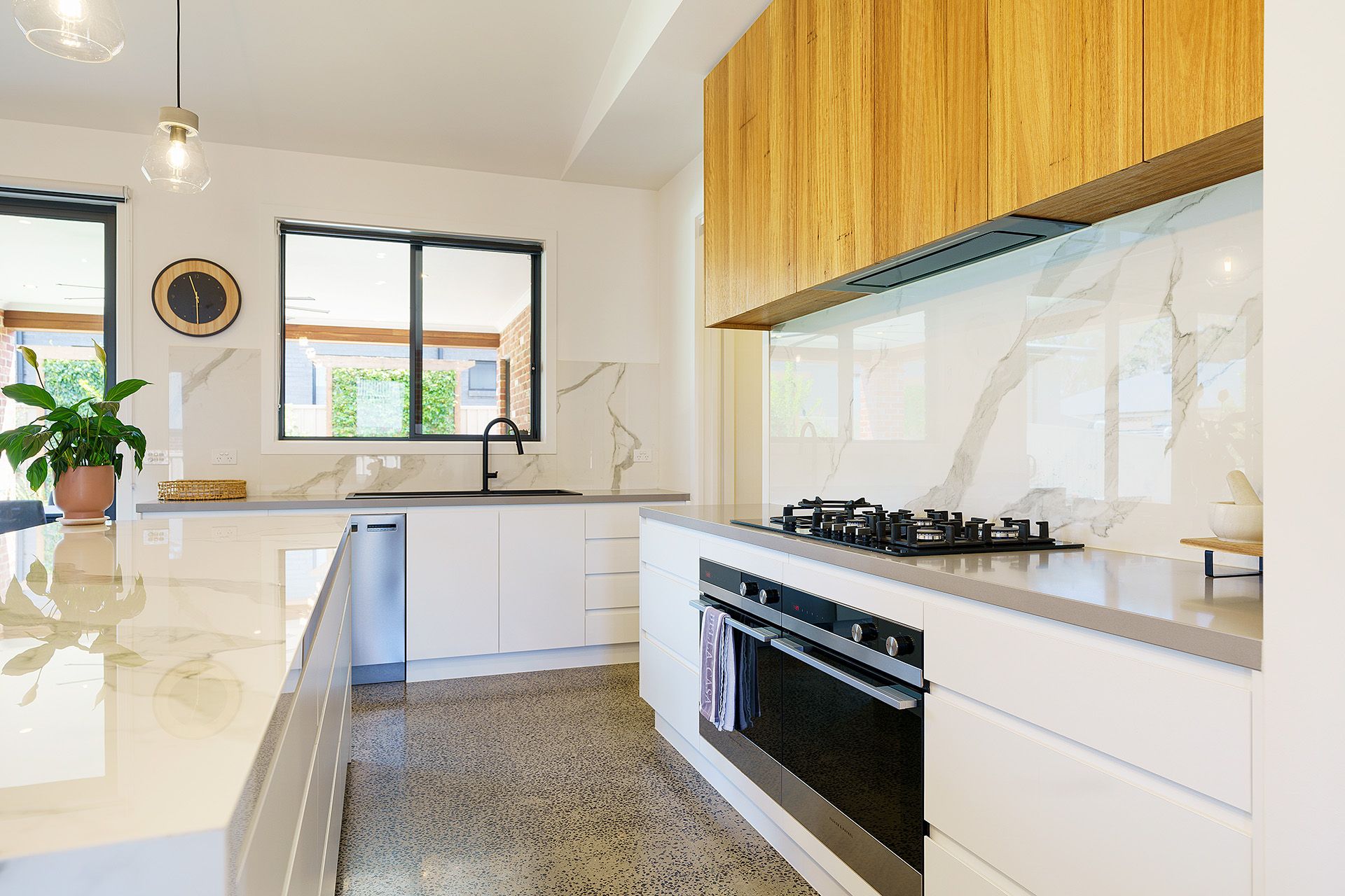 24 Woodman Drive, McKenzie Hill - Thumbnail 5