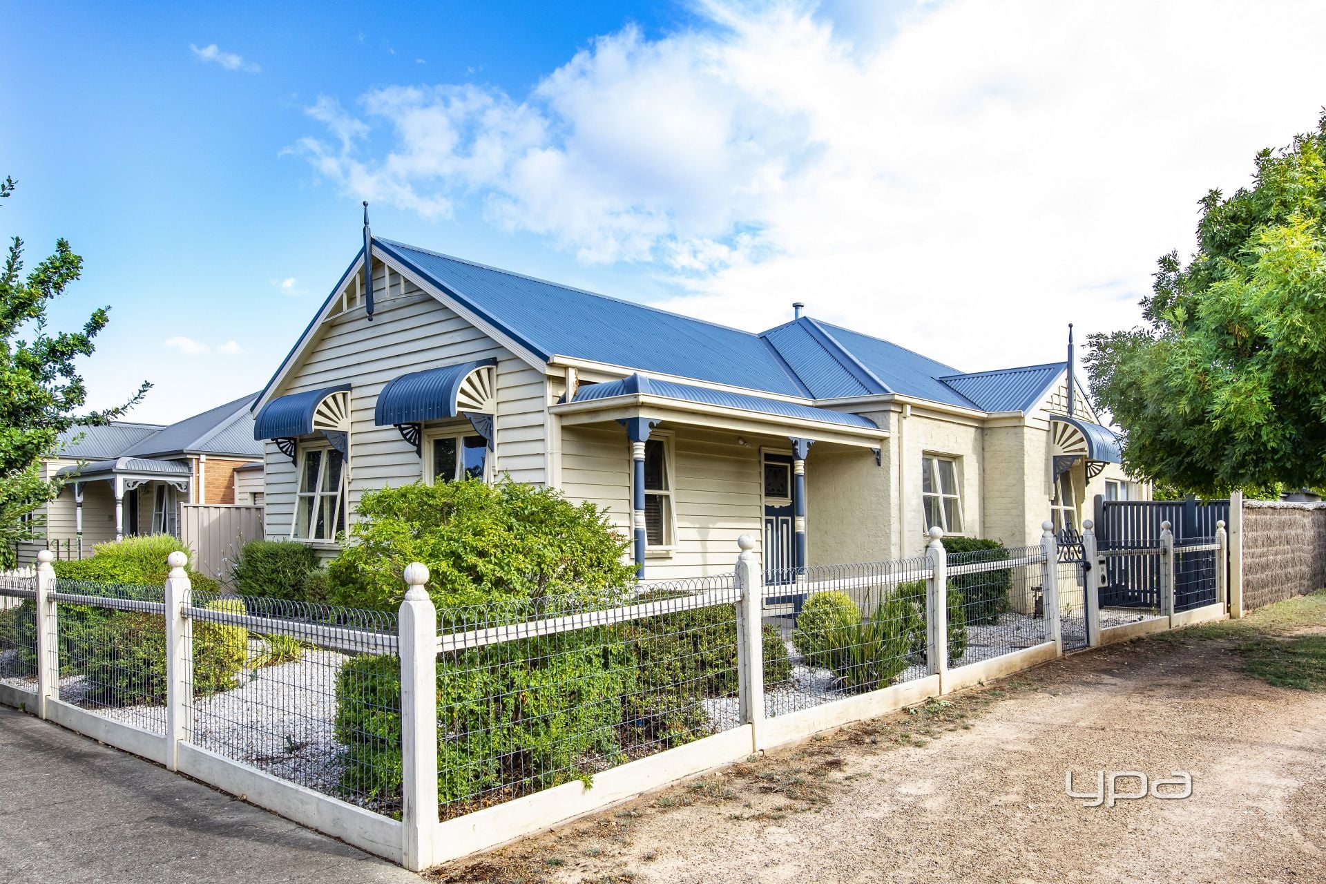 10 Cullen Terrace, Caroline Springs YPA Estate Agents