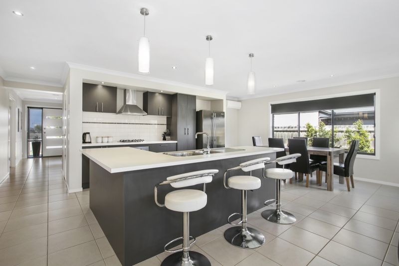 11 Curzon Drive Ocean Grove VIC, Ocean Grove - Thumbnail 7