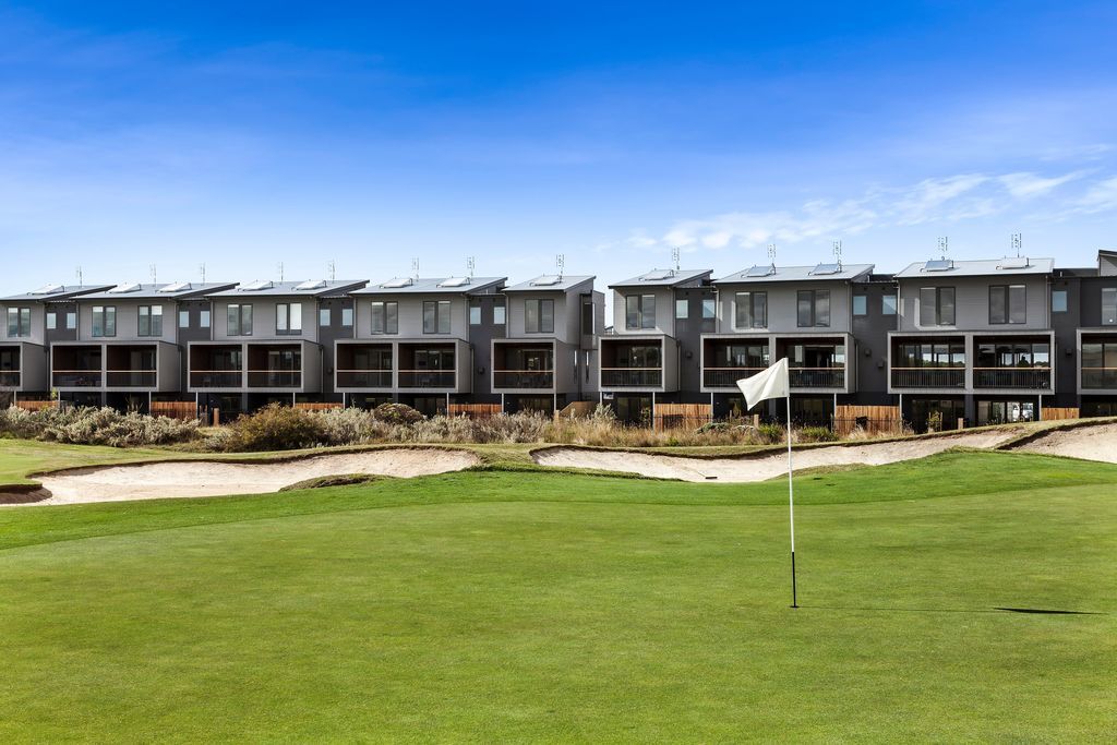 Real Estate For Sale 19/12 Lahinch Mews Torquay , VIC