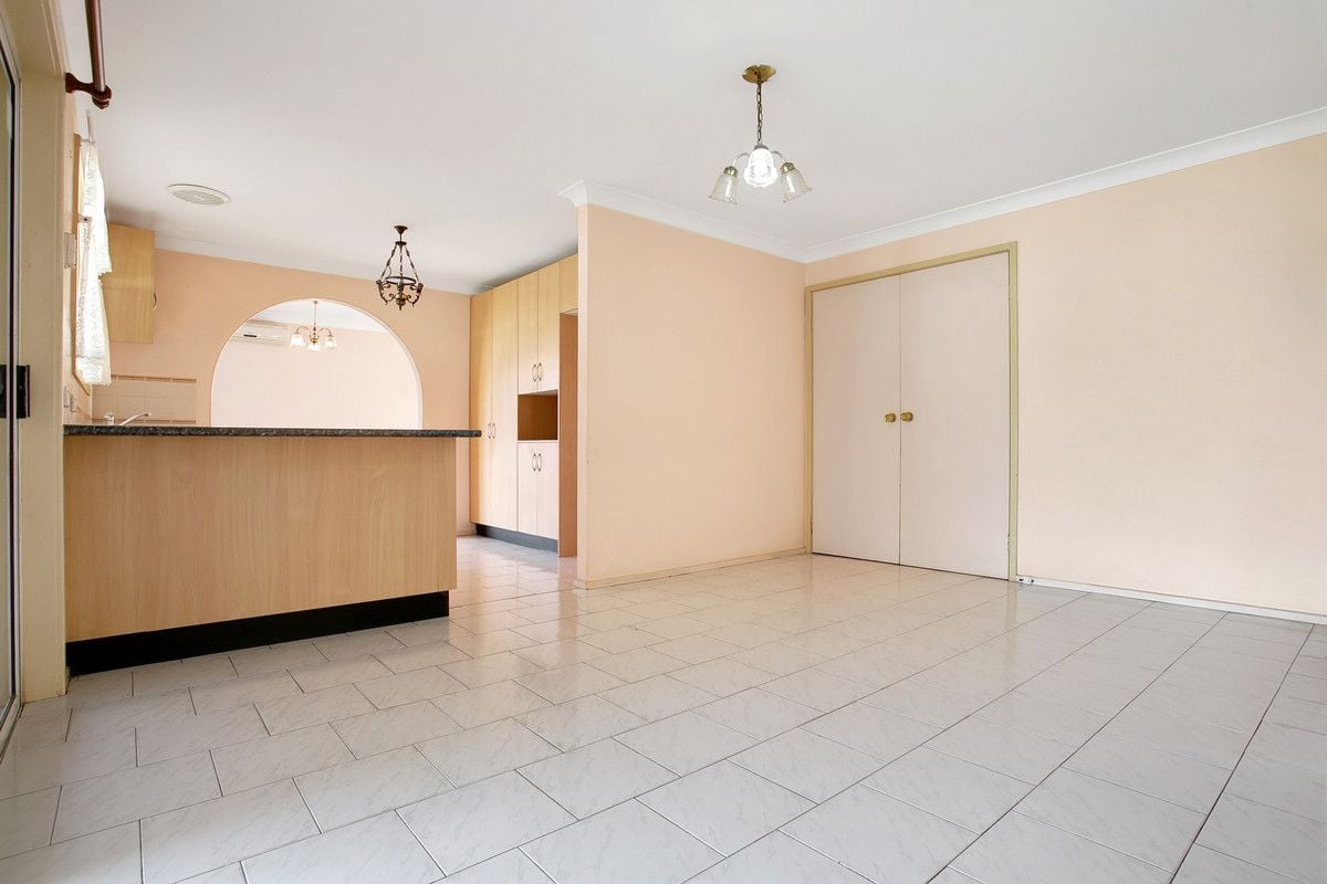 Real Estate For Sale 9 Kearns Avenue Kearns , NSW