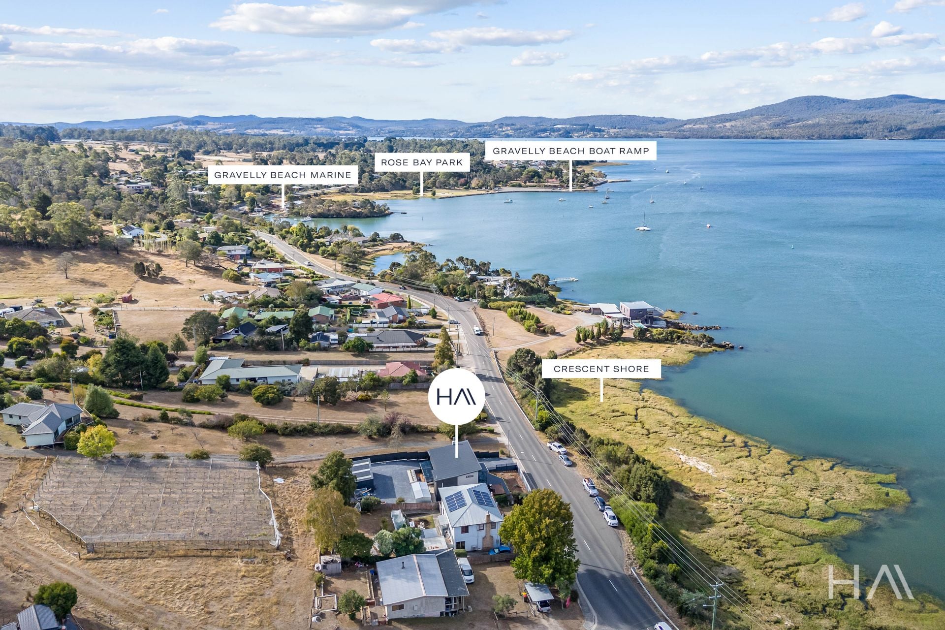 143 Gravelly Beach Road Blackwall, Blackwall - Image 1