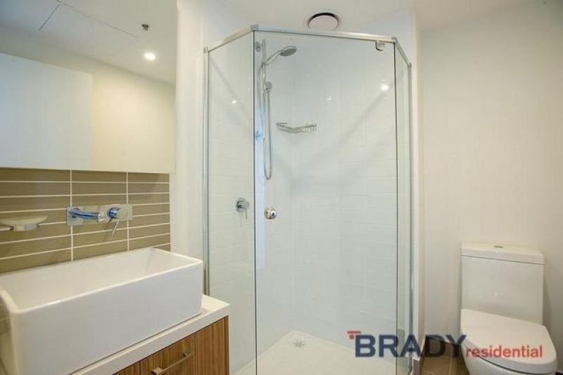 2801/8 Sutherland Street MELBOURNE VIC, Melbourne - Thumbnail 3
