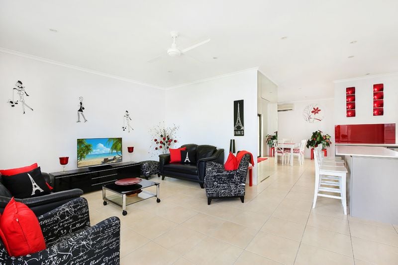 6 Julie Court Mooloolaba QLD, Mooloolaba - Thumbnail 3