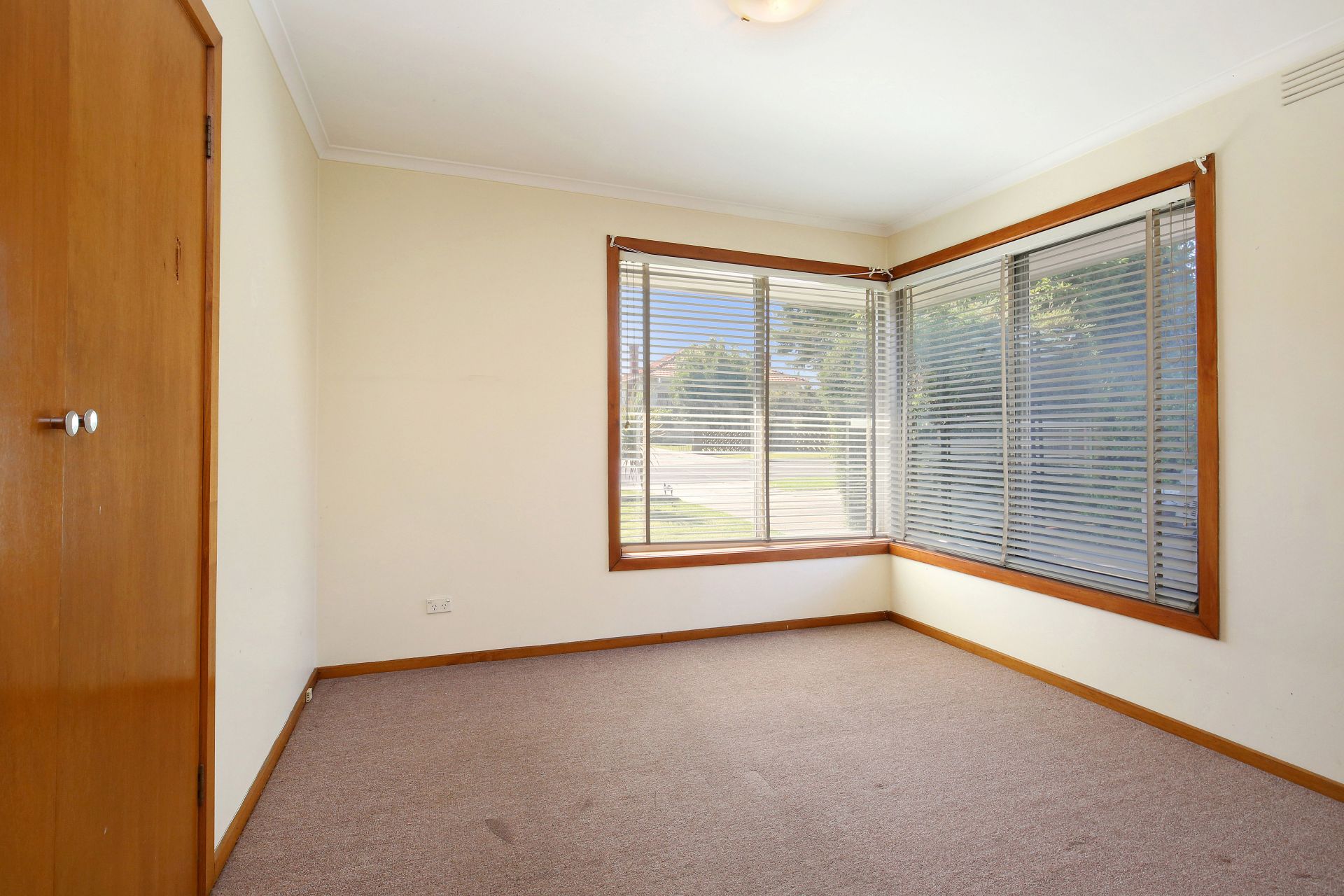 Private and Peaceful

**ARRANGE AN INSPECTION TIME ONLINE - DETAILS BELOW**