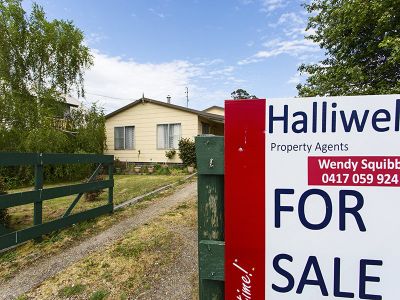 3
 
 
 
  
 
 
 1
 
 
 
  
 
 
 1
 
 
 
 
 
 
 
 134 Main Street, SHEFFIELD TAS 7306, Sheffield - Thumbnail 6