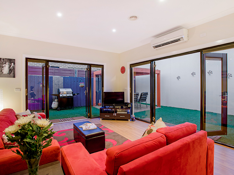2/187 Maidstone Street, Altona - Thumbnail 3