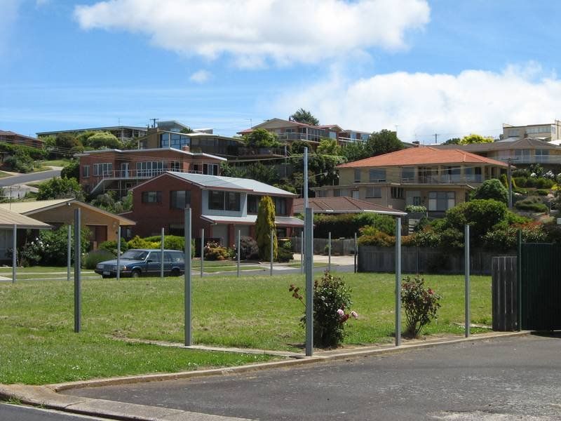 143 Ronald Street, DEVONPORT, Devonport - Thumbnail 7