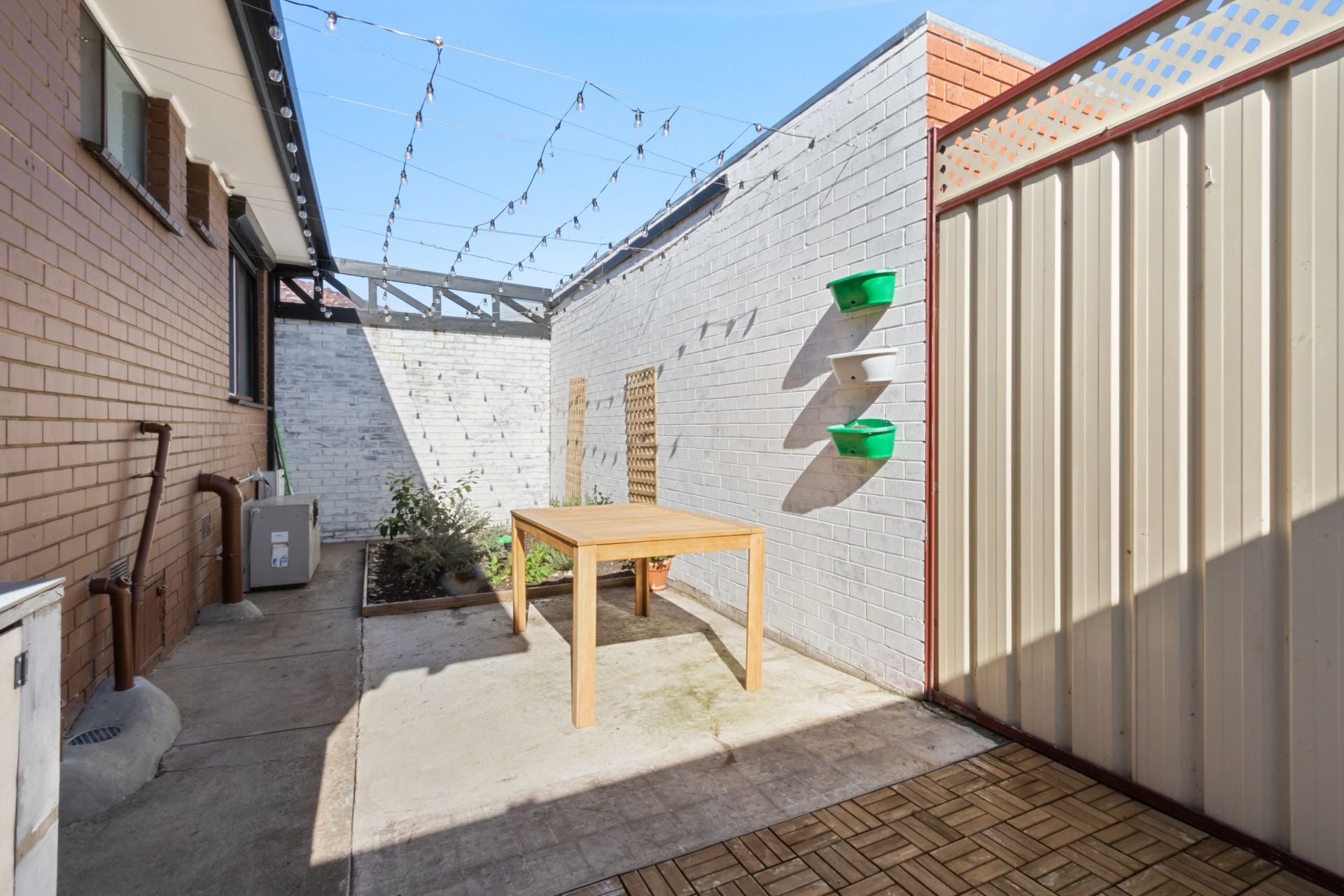 Versatile floorplan with modern convenience