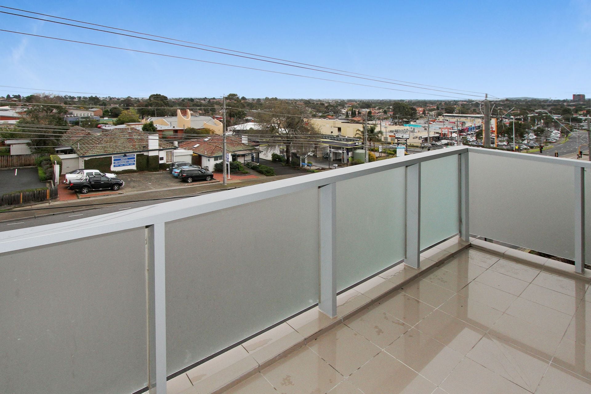 Plenty.. Of options and much more this apartment you'll adore!!
