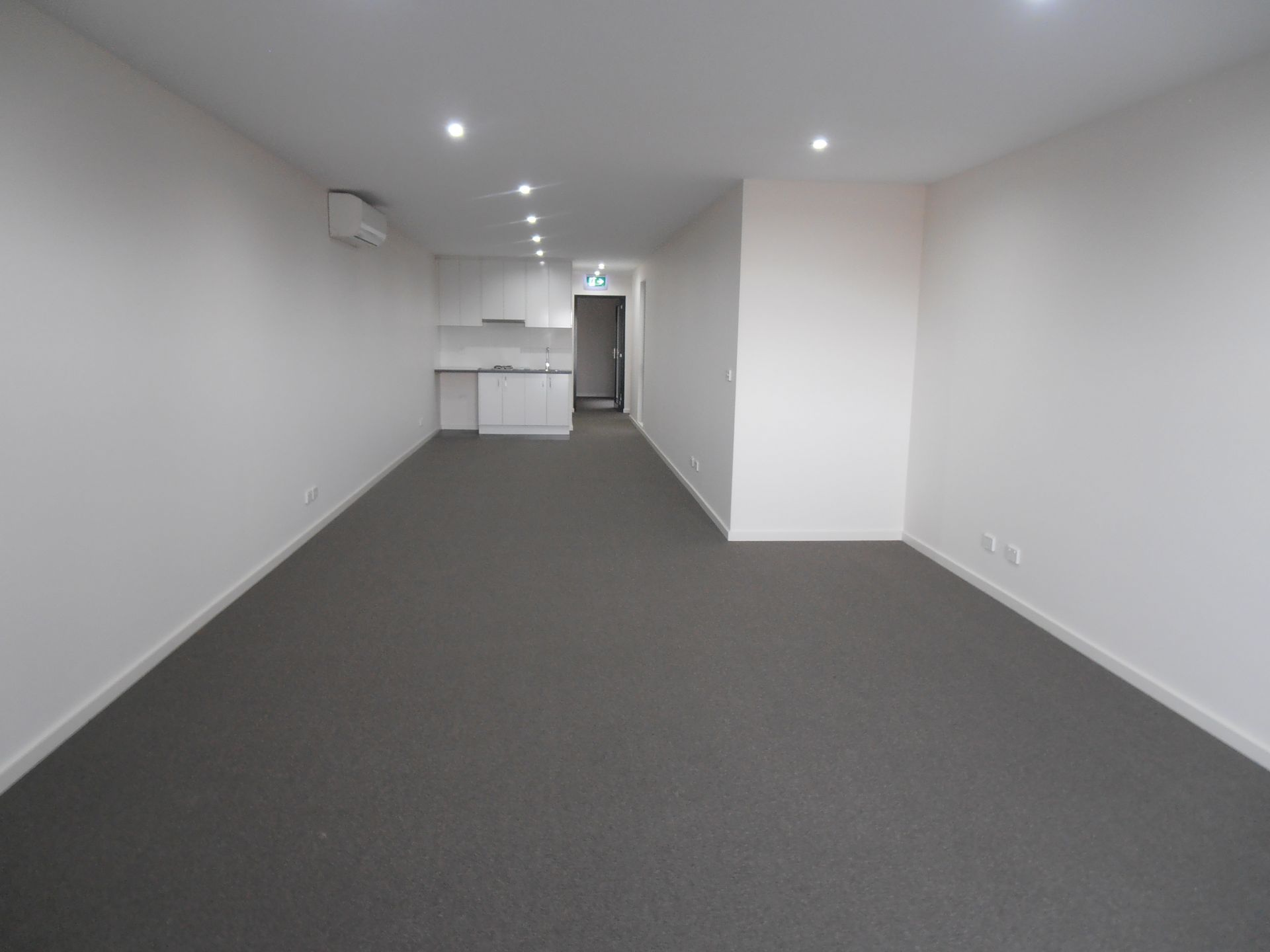 ATTRACTIVE OFFICE WITH EXPOSURE