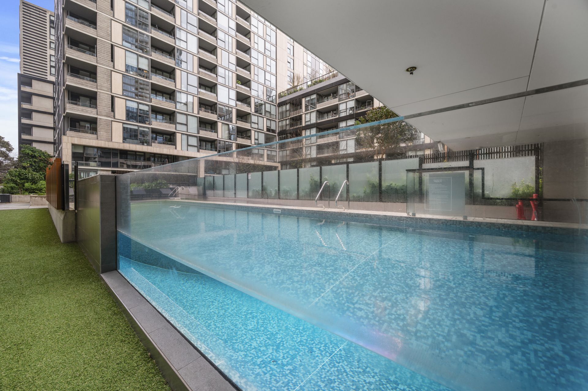 Spacious Apartment with Exclusive Amenities!