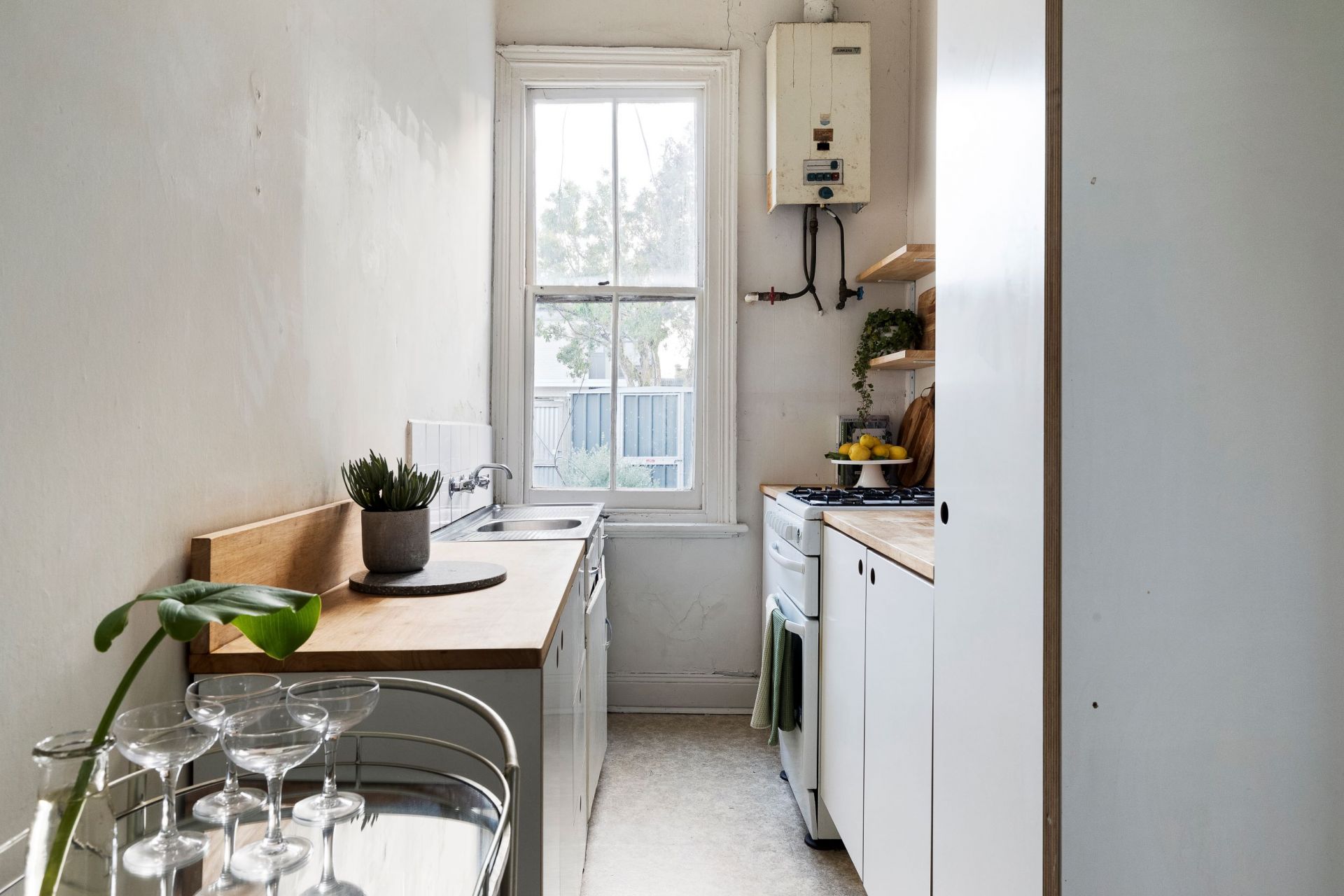 Victorian Terrace Is Located In The Heart Of Brunswick!