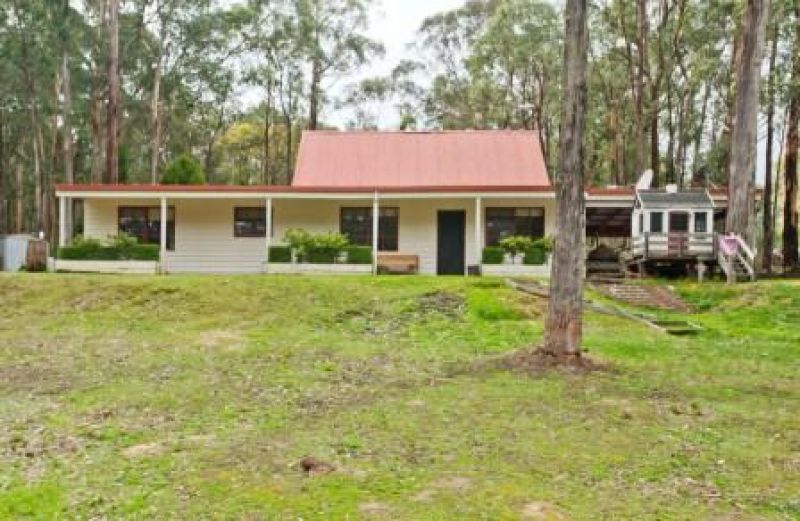 5 Pine Court, Dales Creek - Thumbnail 2