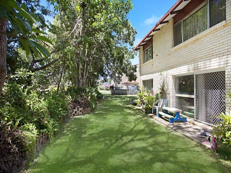 4/31 Coolangatta Road 'Kirra Casa' KIRRA QLD, 'Kirra Casa' Kirra - Thumbnail 2