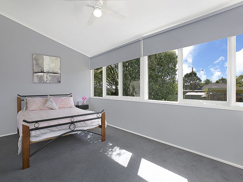 16 Tecoma Street, HEATHCOTE, Heathcote - Thumbnail 5