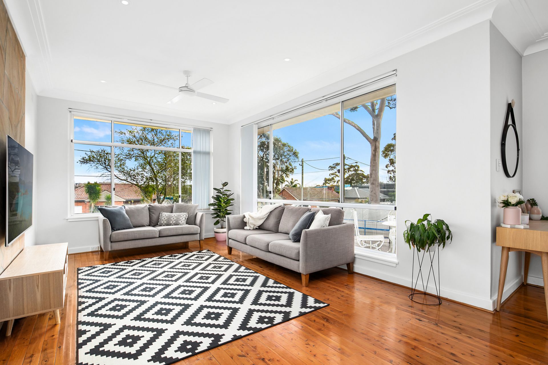 8 Ventura Avenue, Miranda, Miranda - Thumbnail 5