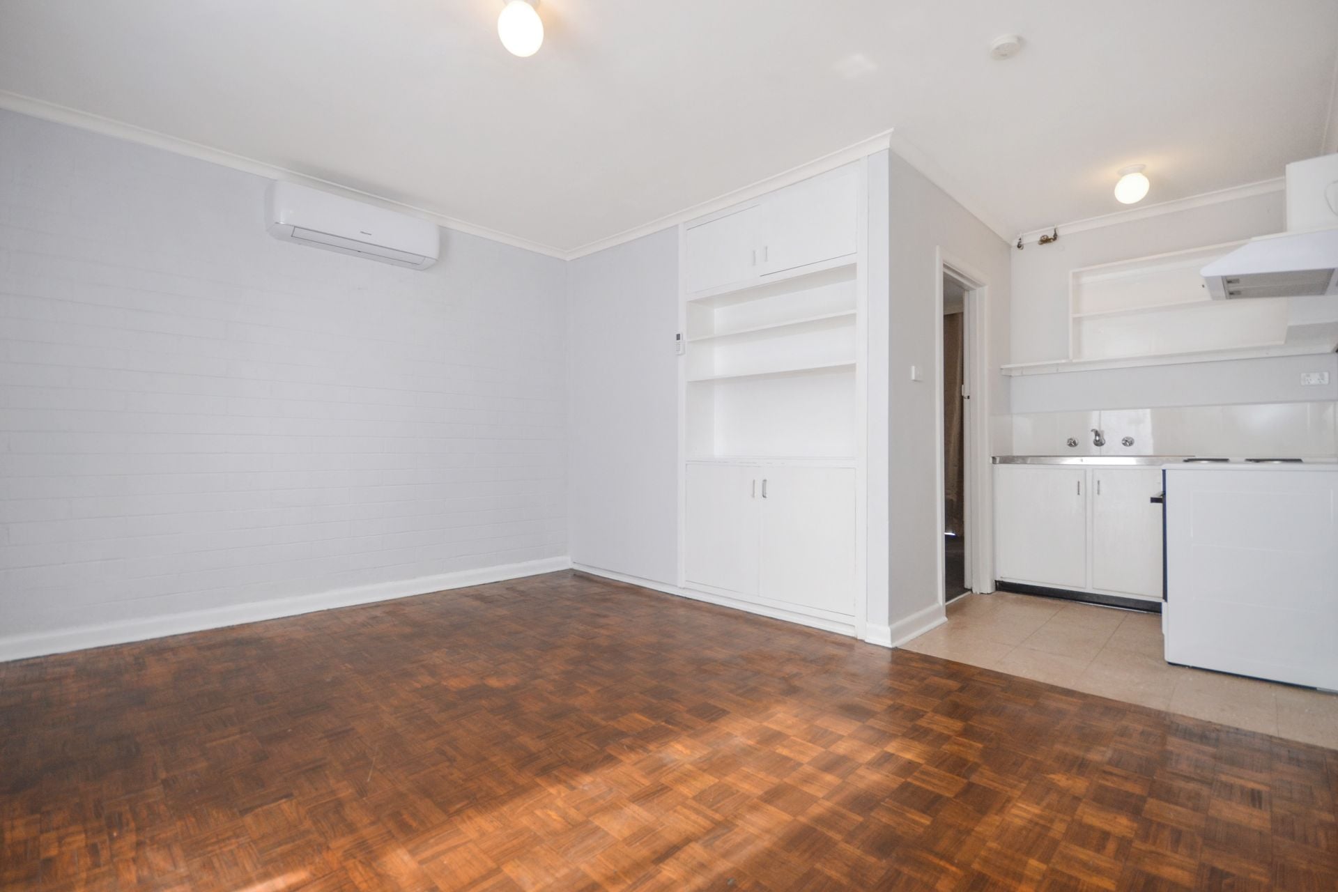 Chich one-bedroom on High