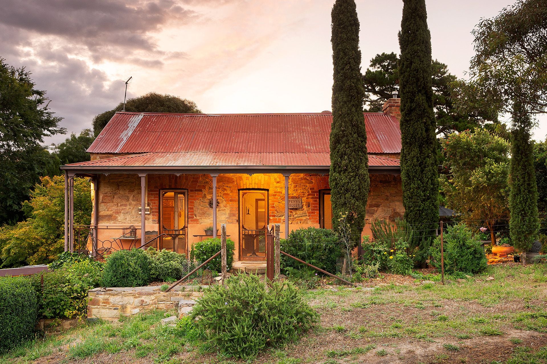 1 Bowyer Street, Campbells Creek - Thumbnail 2