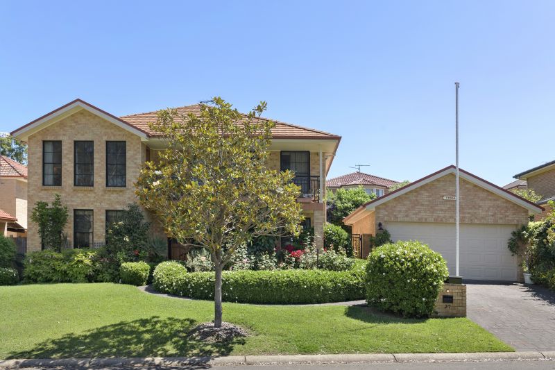 Real Estate For Sale 27 Macquarie Links Drive Macquarie Links , NSW