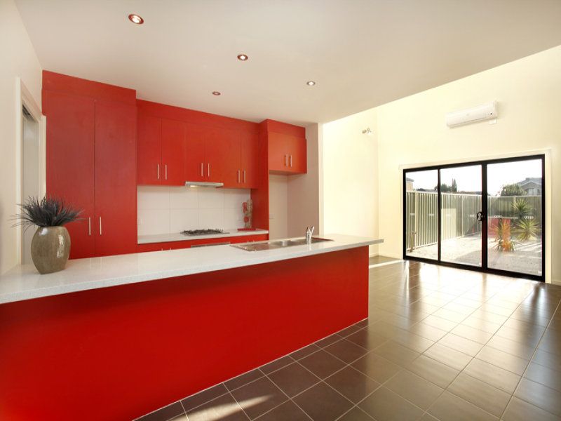 21 Hyde Park Terrace, Point Cook - Thumbnail 3