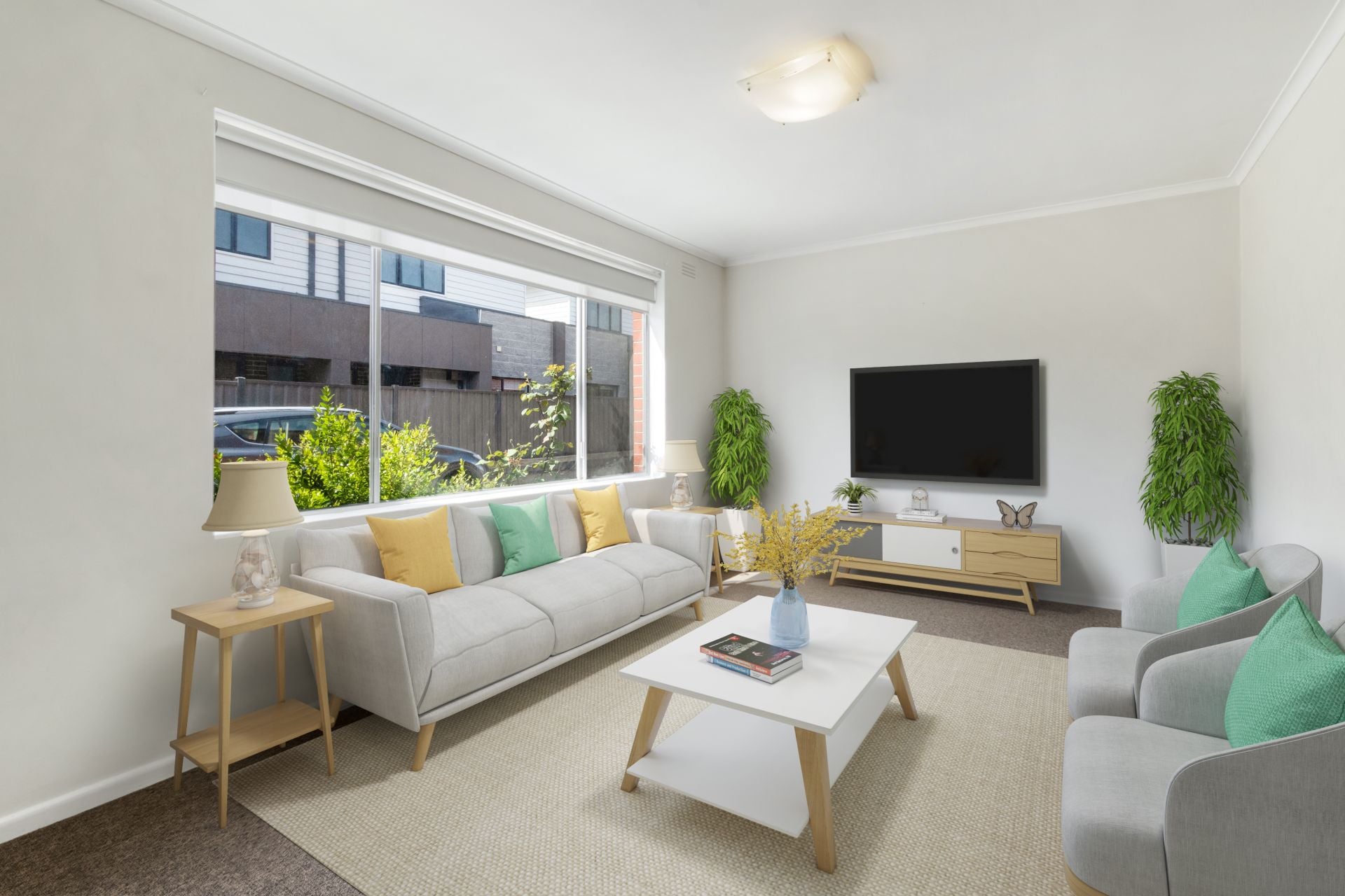 Perfectly Positioned Low Maintenance Living!