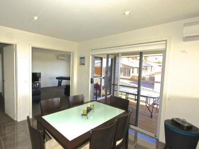 9 McCall Terrace, STONY RISE, Stony Rise - Thumbnail 5