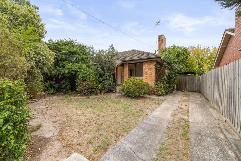 9 Kilmore Street, Reservoir